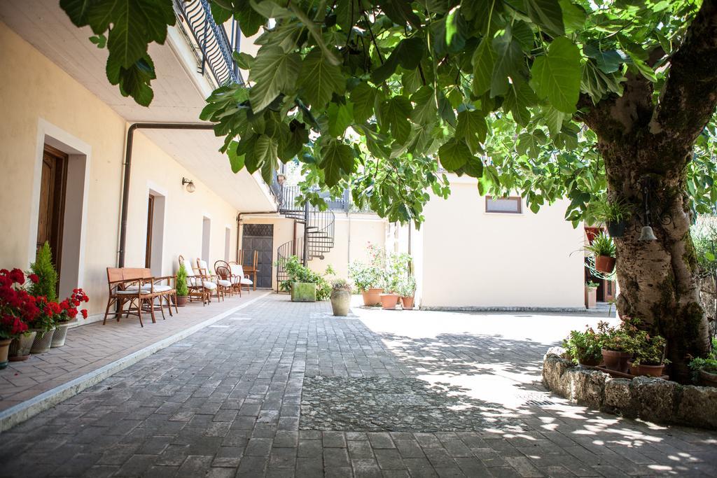 Hotel Albergo Ristorante Il Ciclope Arpino Exterior foto